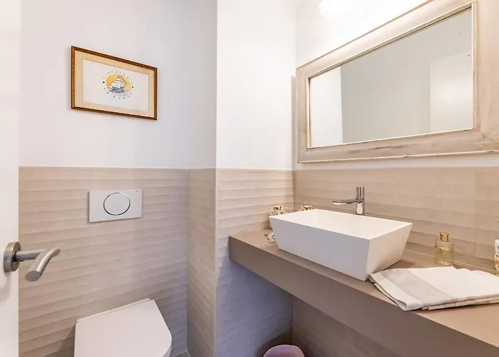 Luxury , Birdie Club - Kura Homes